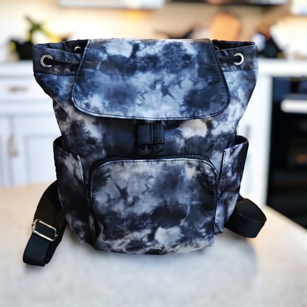 Claires Retro Black and White Tie Dye Backpack